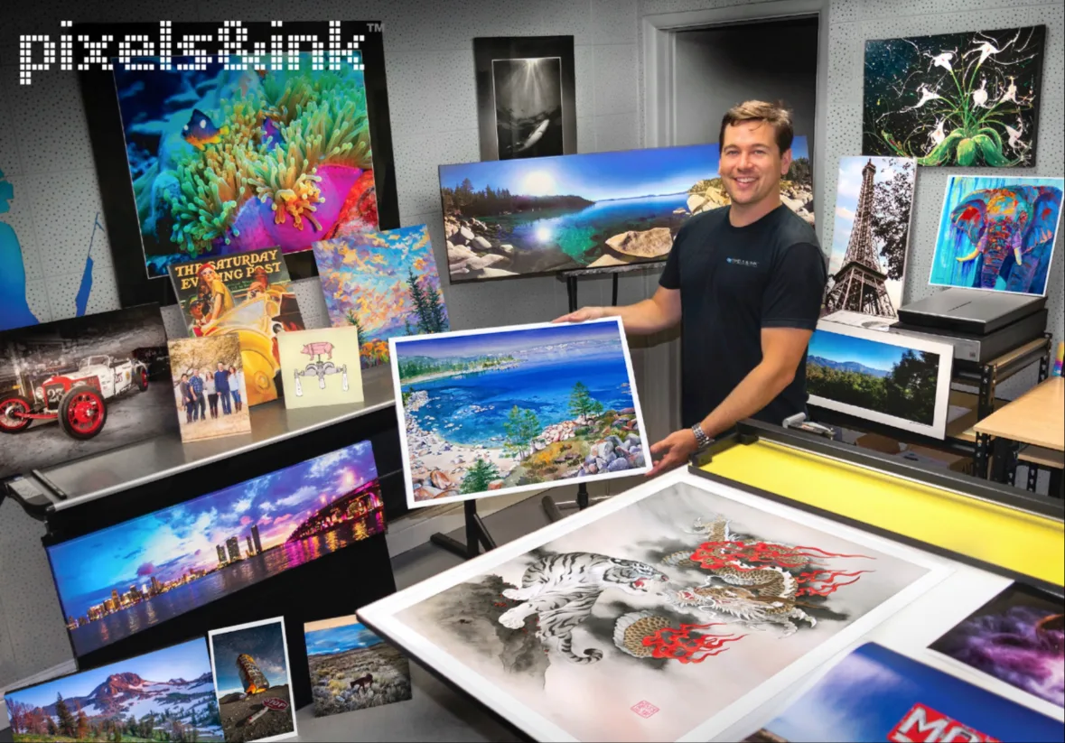 Pixels & Ink studio plate